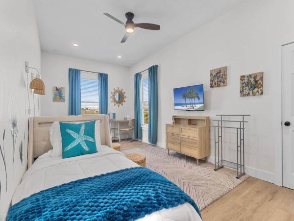 Redington Beach Vacation Rental - Spacious Florida Beach House Rental