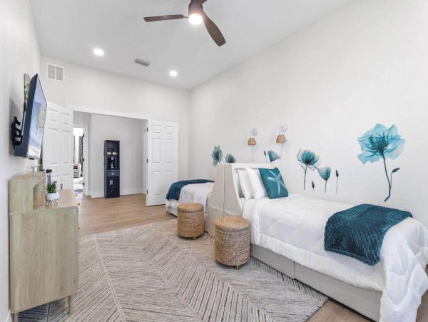 Redington Beach Vacation Rental - Spacious Florida Beach House Rental