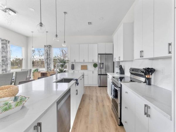 Redington Beach Vacation Rental - Spacious Florida Beach House Rental