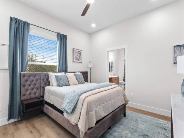 Redington Beach Vacation Rental - Spacious Florida Beach House Rental