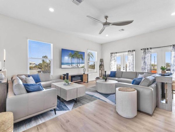 Redington Beach Vacation Rental - Spacious Florida Beach House Rental