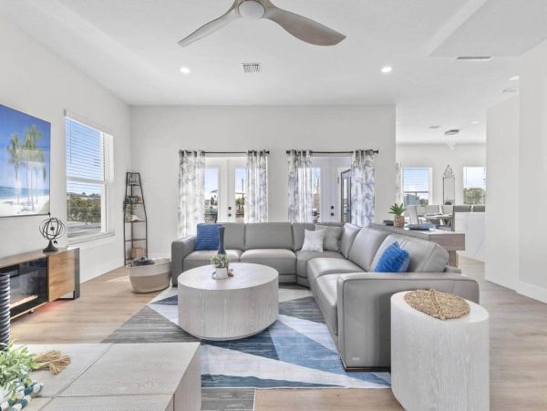 Redington Beach Vacation Rental - Spacious Florida Beach House Rental