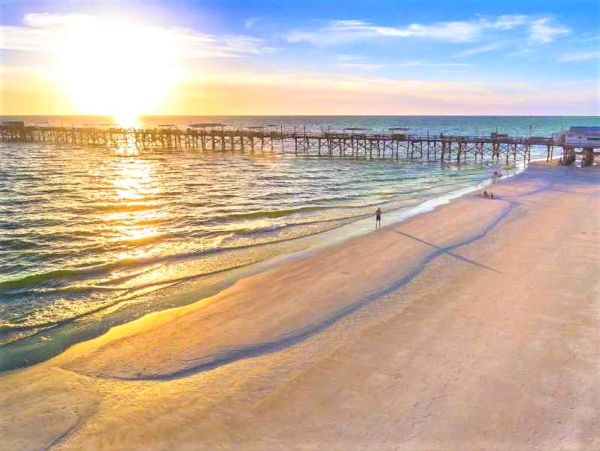 Redington Beach Vacation Rental - Spacious Florida Beach House Rental
