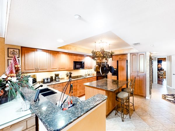 Indian Shores Ai Condo 1010154