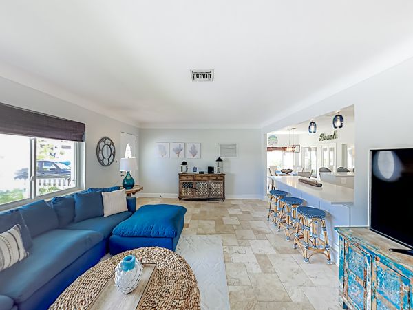 Indian Rocks Indian Shores Home 1010155