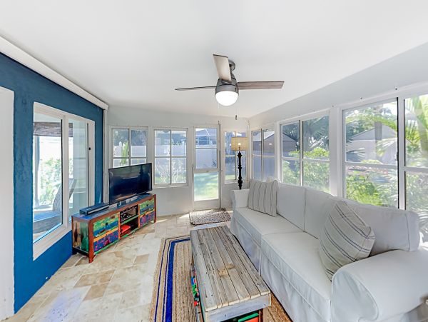 Indian Rocks Indian Shores Home 1010155
