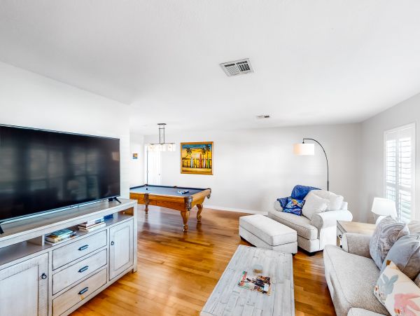 Indian Rocks Indian Shores Home 1010158