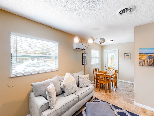 Indian Rocks Indian Shores Home 1010159