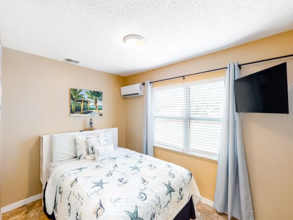 Indian Rocks Indian Shores Home 1010159