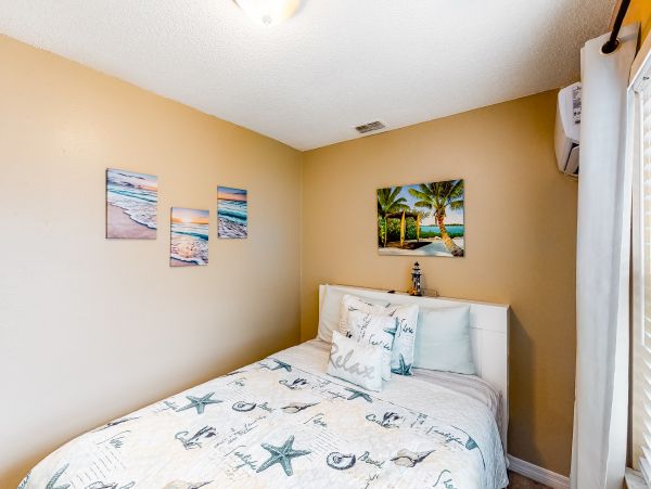 Indian Rocks Indian Shores Home 1010159
