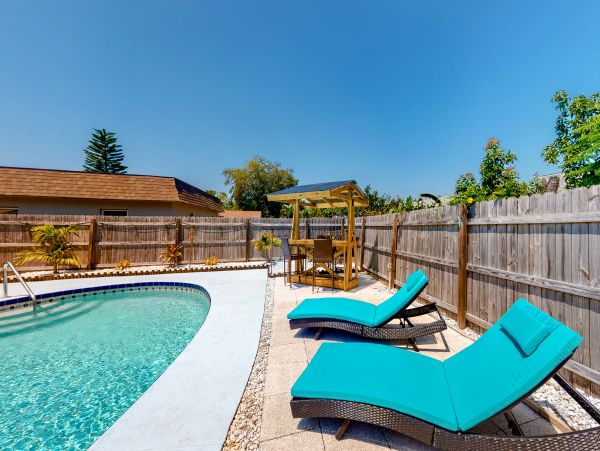 Indian Rocks Indian Shores Home 1010164