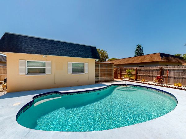 Indian Rocks Indian Shores Home 1010164