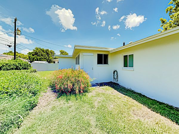 Indian Rocks Indian Shores Home 1010168