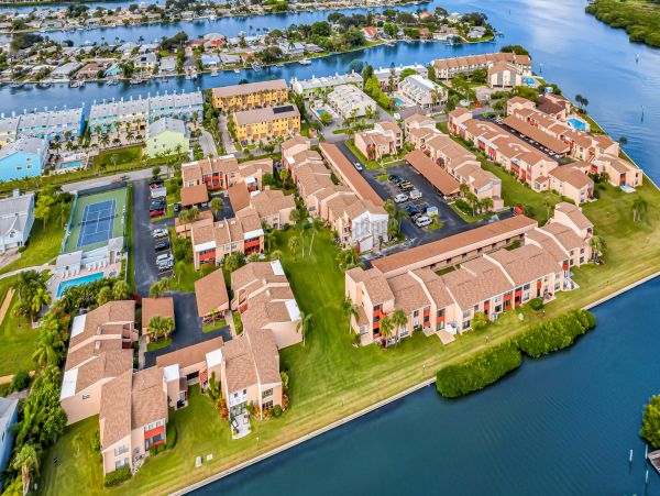 Indian Shores Ai Condo 1010170