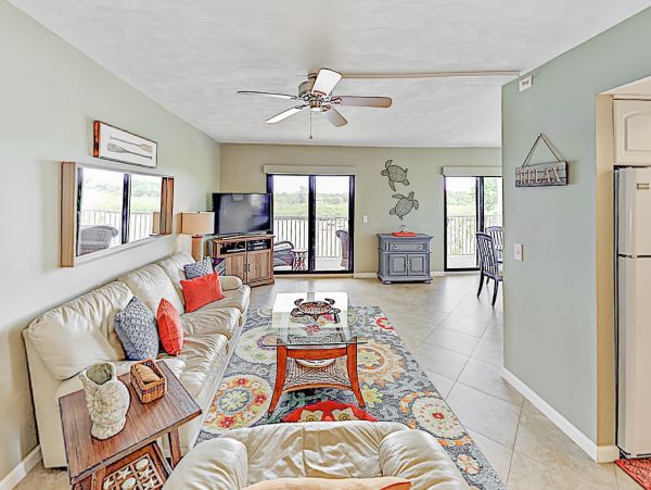 Indian Shores Ai Condo 1010171