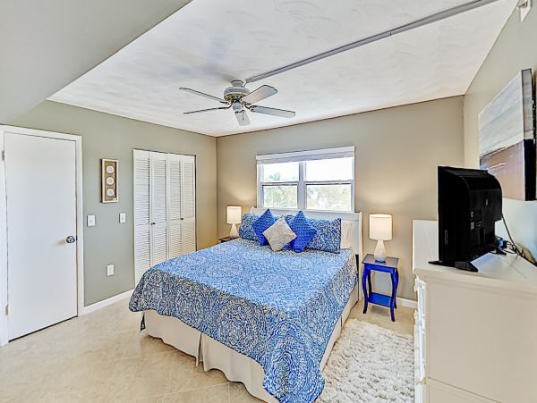 Indian Shores Ai Condo 1010171