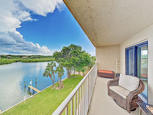 Indian Shores Ai Condo 1010171