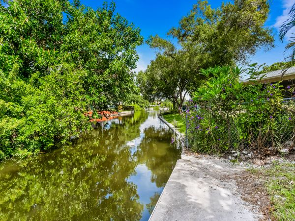 Indian Rocks Indian Shores Home 1010172