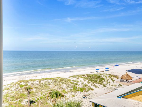 Beachside Three Bedroom Rental Home in Indian Shores