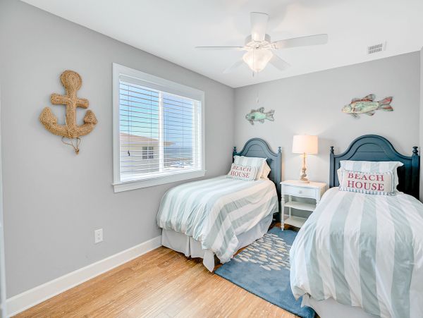 Beachside Three Bedroom Rental Home in Indian Shores
