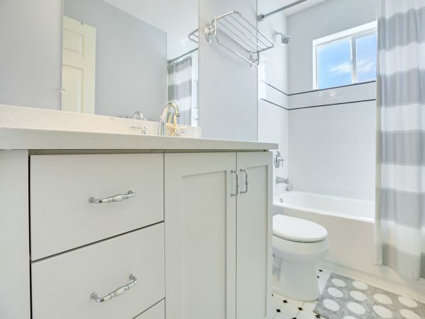Beachside Three Bedroom Rental Home in Indian Shores