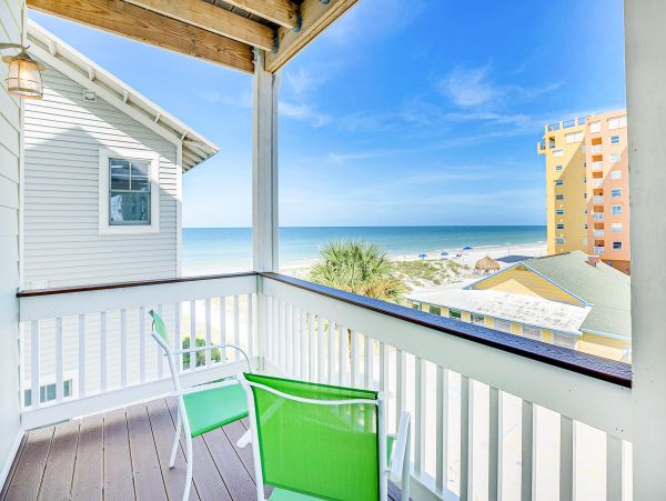 Beachside Three Bedroom Rental Home in Indian Shores