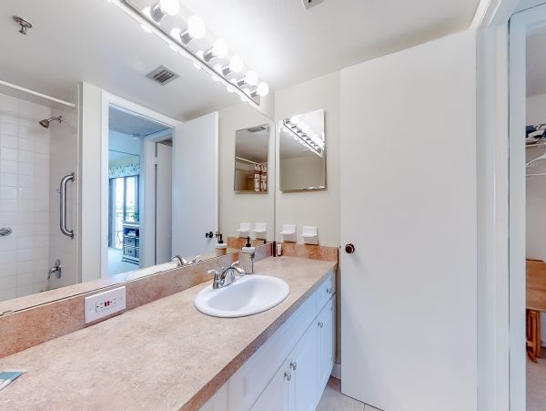 Indian Rocks Indian Shores Home 1010176