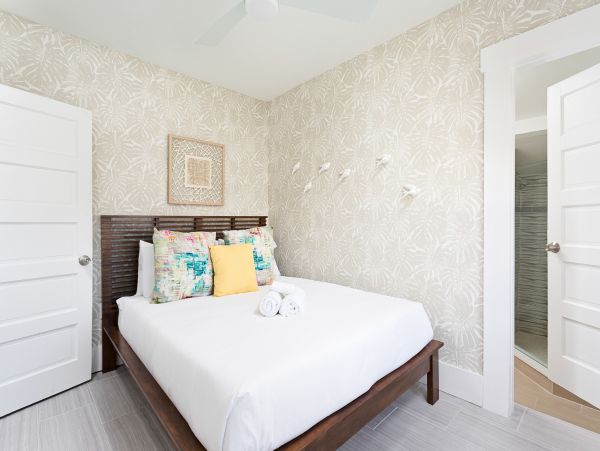 Tampa Home 1010178