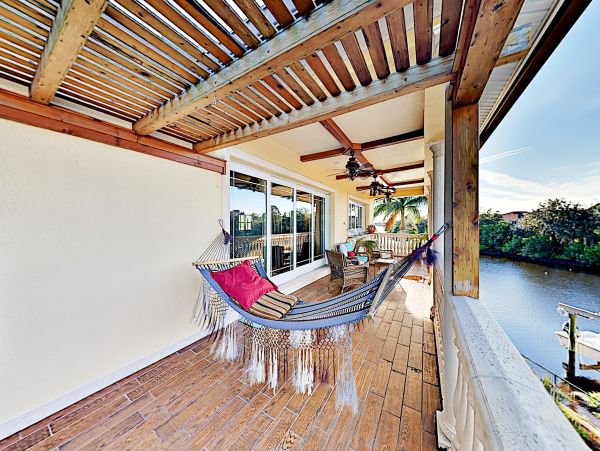 Tampa Home 1010183