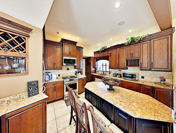 Tampa Home 1010183