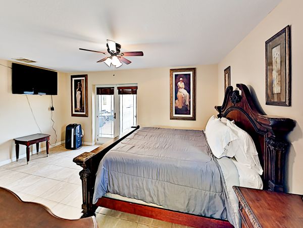 Tampa Home 1010183