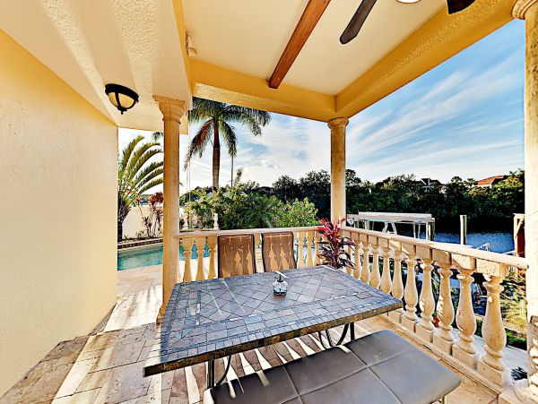 Tampa Home 1010183