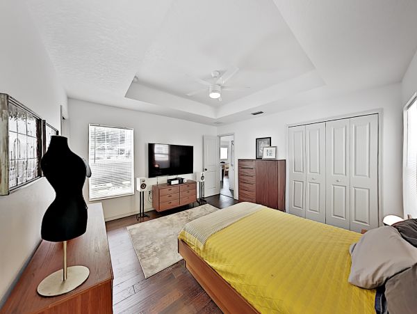 Tampa Home 1010185