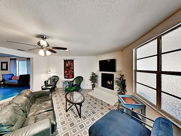 Tampa Home 1010186