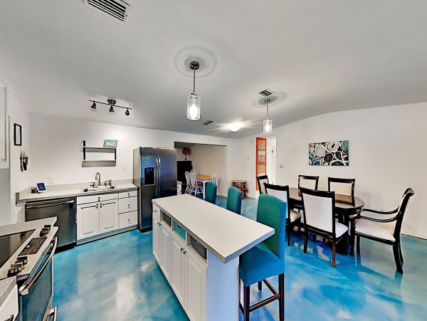 Tampa Home 1010186
