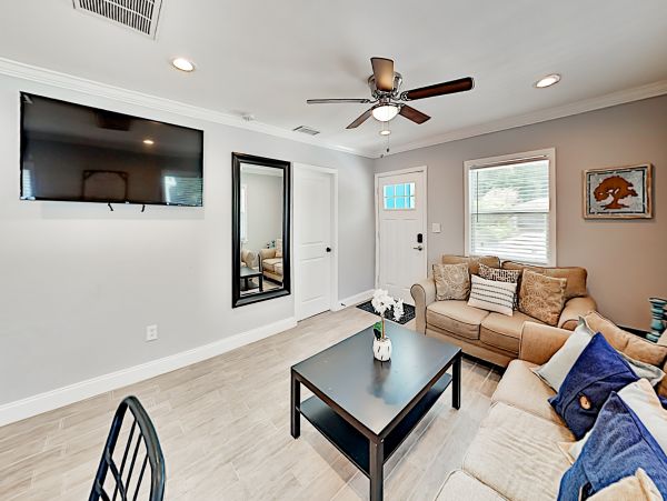 Tampa Home 1010187