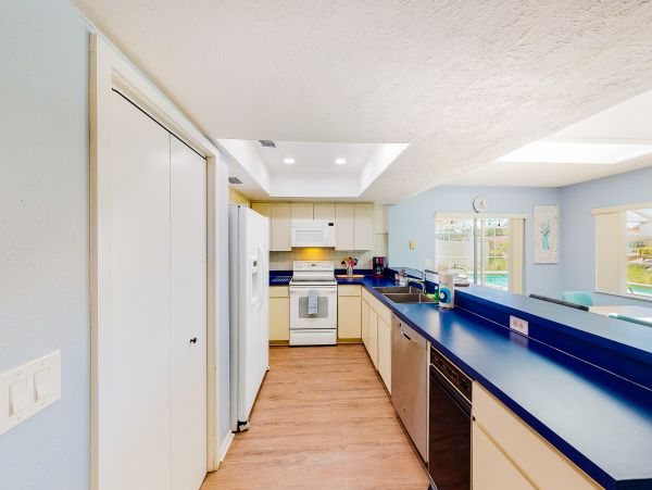Dog friendly house with water views and beach access