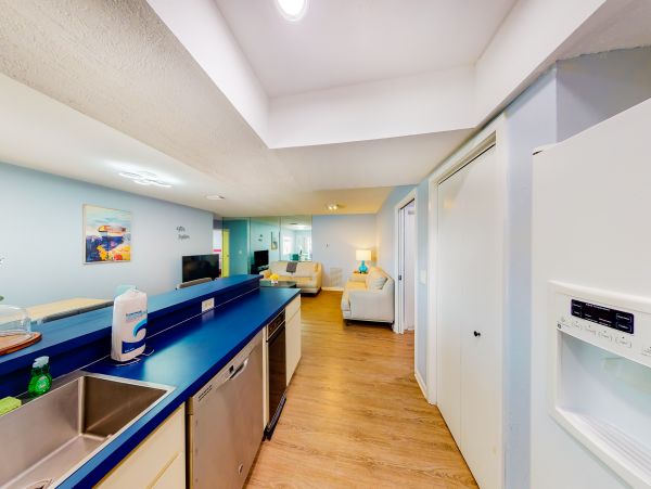 Dog friendly house with water views and beach access