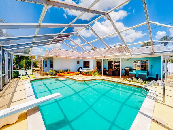 Dog friendly house with water views and beach access