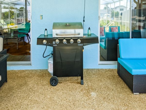 Dog friendly house with water views and beach access