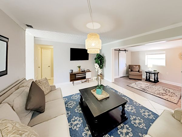 Tampa Home 1010189