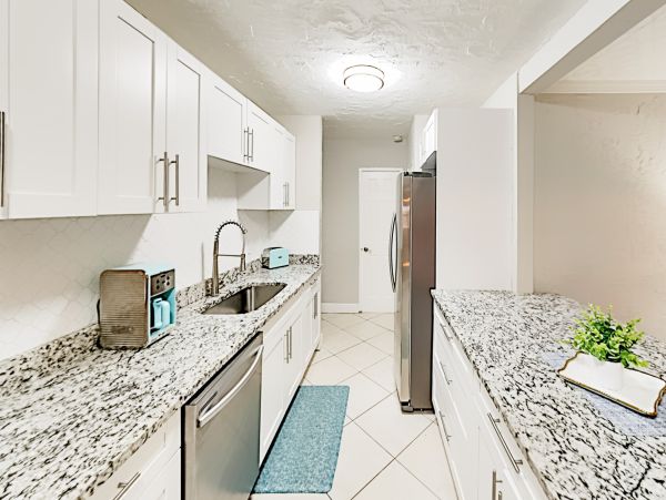 Tampa Home 1010189