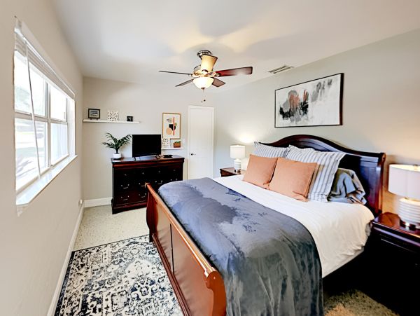 Tampa Home 1010189