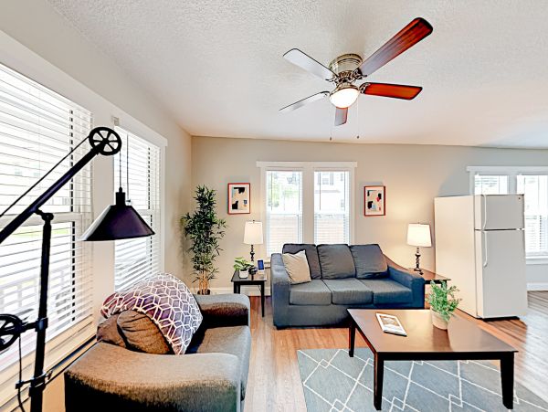 Tampa Home 1010190