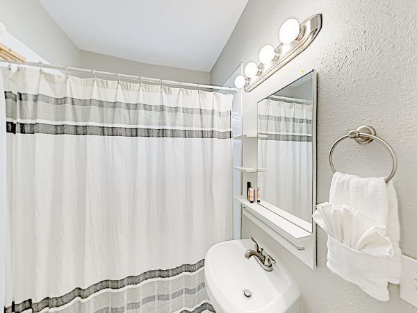 Tampa Home 1010190