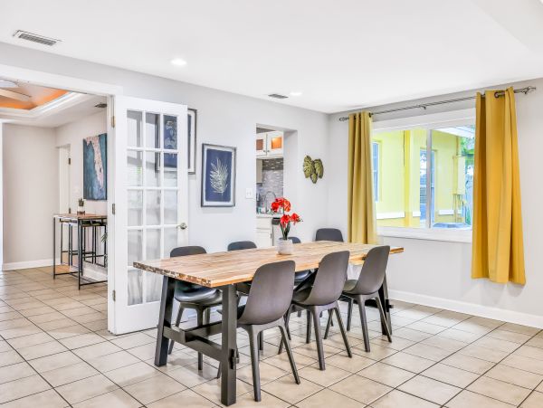 Tampa Home 1010193