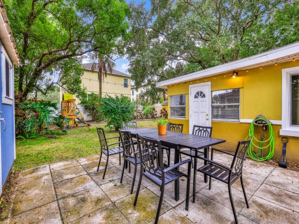 Tampa Home 1010193
