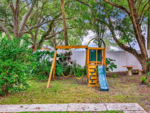 Tampa Home 1010193
