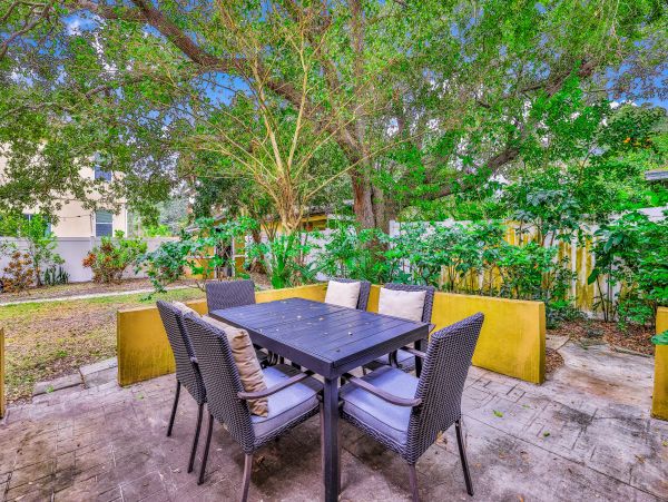 Tampa Home 1010193