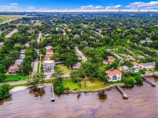 Tampa Home 1010193